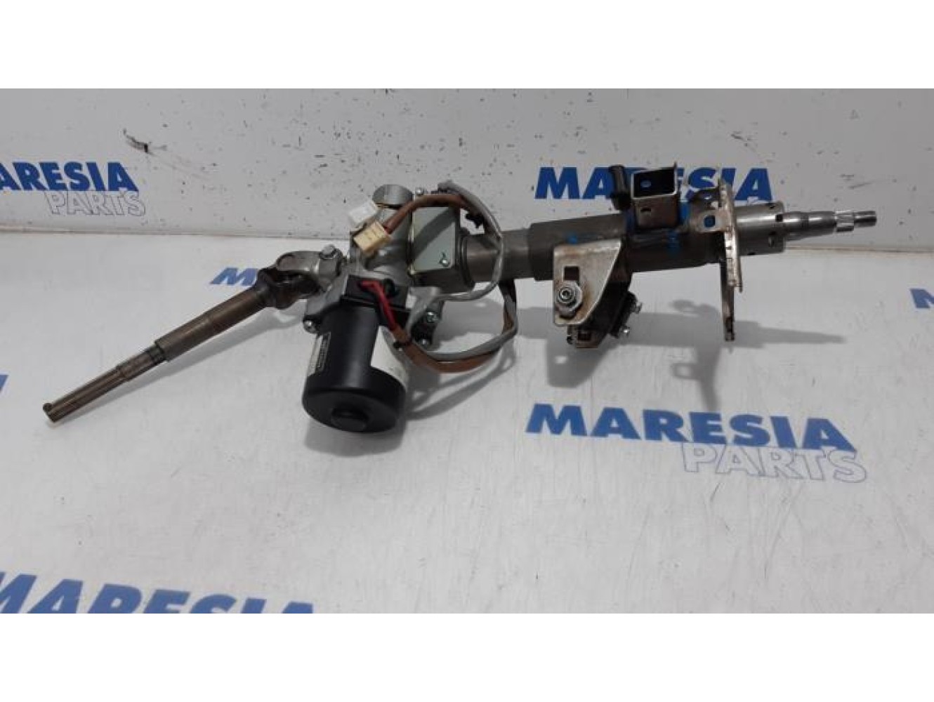 Citroen - C1 - Steering column housing