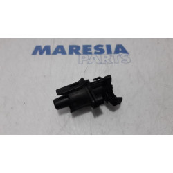 Citroen - C1 - Tailgate lock mechanism
