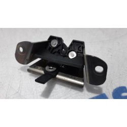 Citroen - C1 - Tailgate lock mechanism