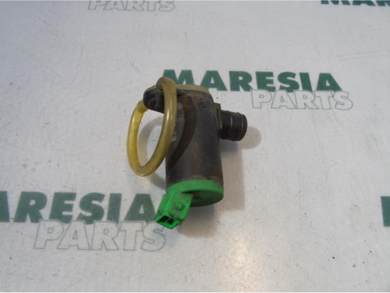 Citroen - Xsara - Scheibensprüherpumpe vorne