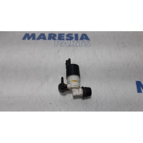 Renault - Talisman - Windscreen washer pump
