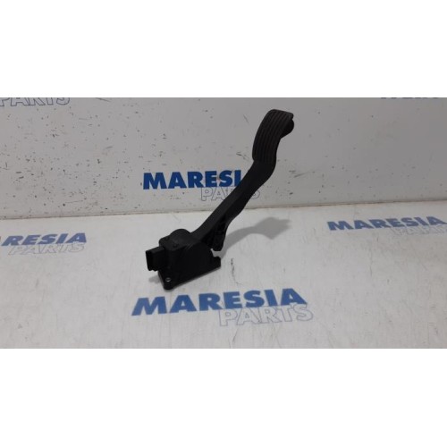 Peugeot - Partner - Gaspedalposition Sensor