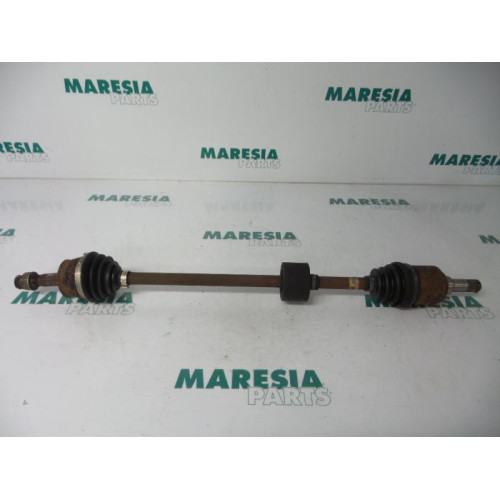 Fiat - Punto - Front drive shaft, right