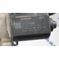 Peugeot - 308 - Window mechanism 4-door, front left