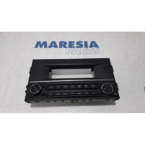 Peugeot - 308 - Radio control panel