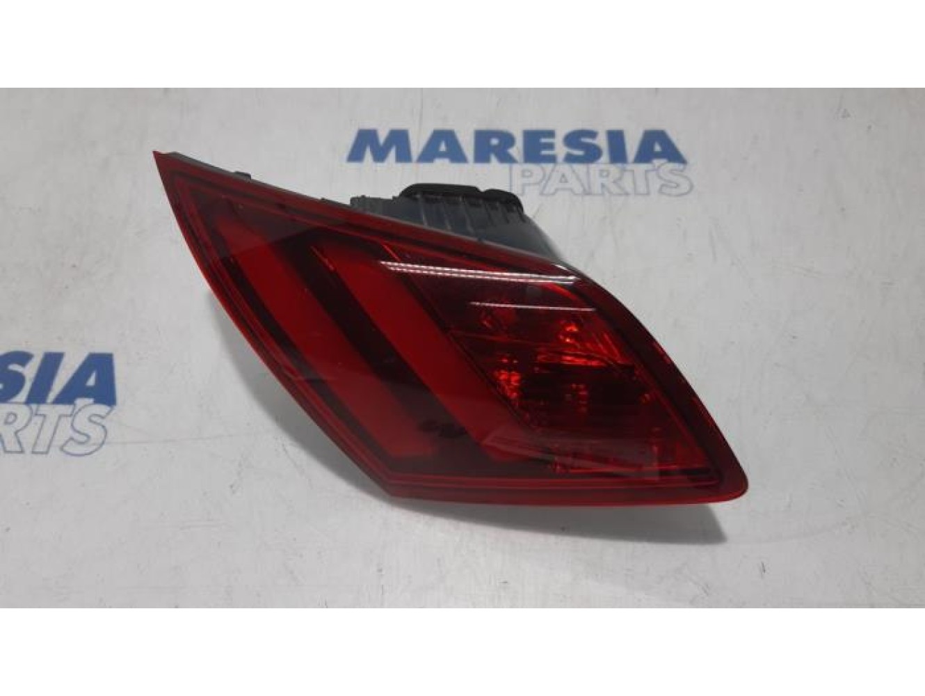Peugeot - 308 - Rücklicht links