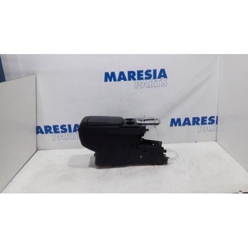 Peugeot - 3008 - Middle console