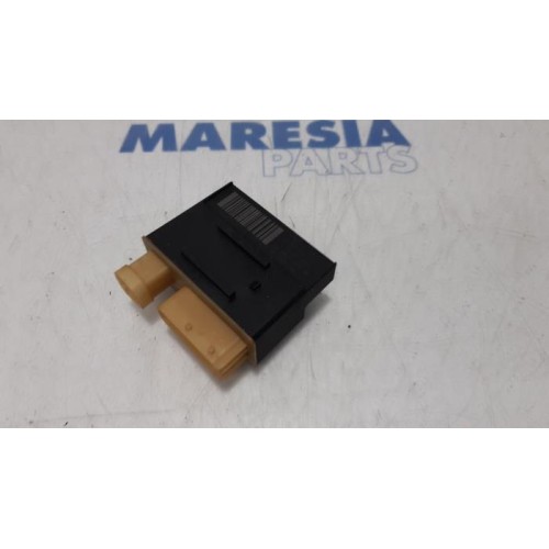 Citroen - DS5 - Glow plug relay