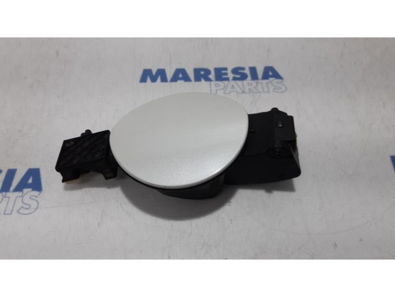 Citroen - DS5 - Tank Klep
