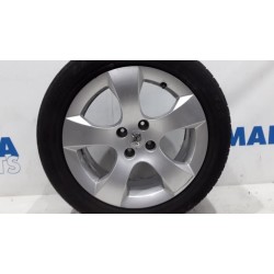 Peugeot - 3008 - Sportvelgenset + banden