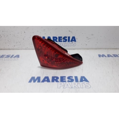Peugeot - 3008 - Taillight, right