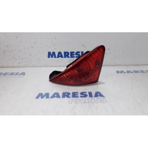 Peugeot - 3008 - Taillight, left
