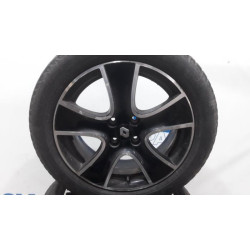 Renault - Clio - Sportvelgenset + banden