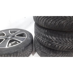 Renault - Clio - Sportvelgenset + banden