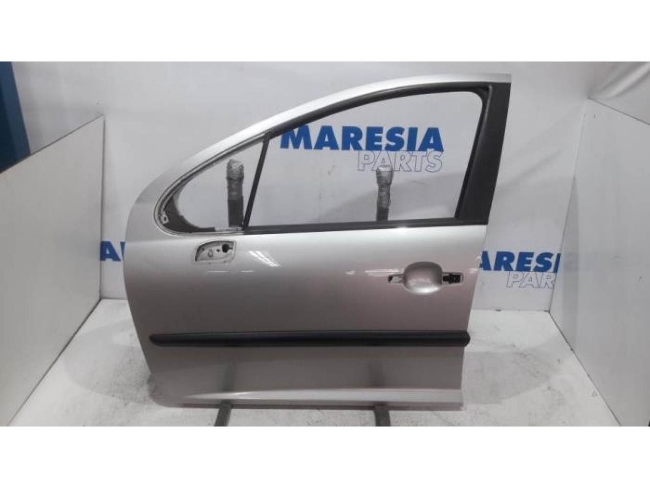 Peugeot - 207 - Portière 4portes avant gauche