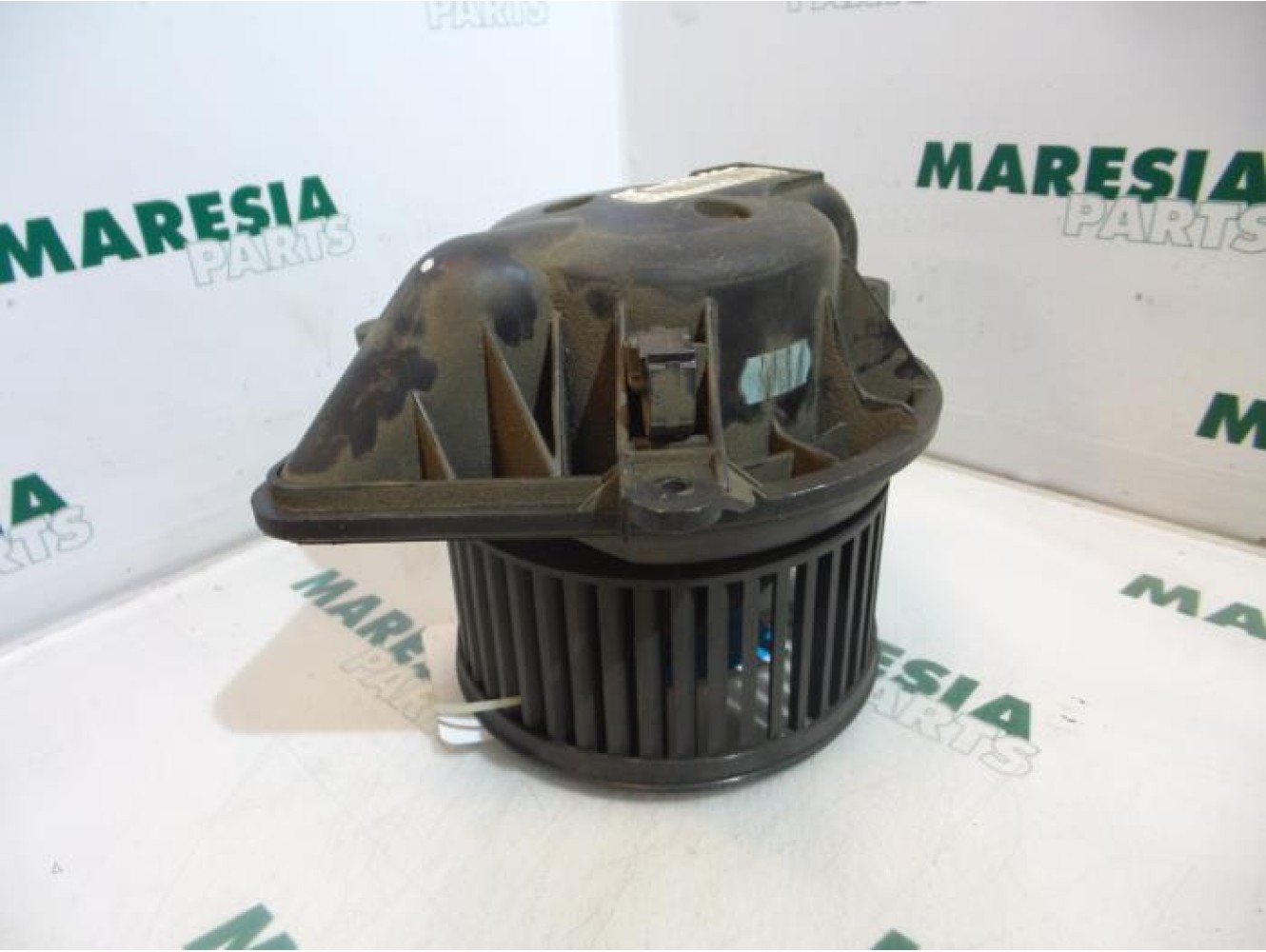 Renault - Trafic - Heating and ventilation fan motor