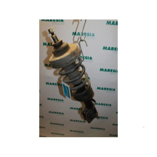 Renault - Trafic - Front shock absorber rod, left
