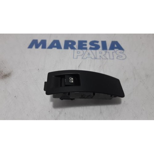 Peugeot - 207 - Switch