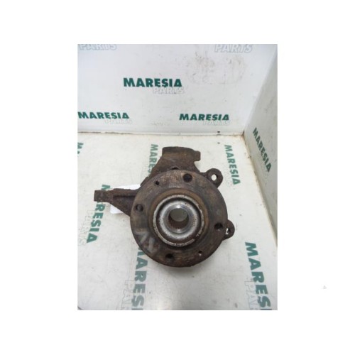 Peugeot - 206 - Knuckle, front right