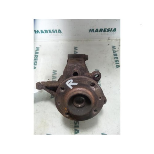 Peugeot - 206 - Knuckle, front right
