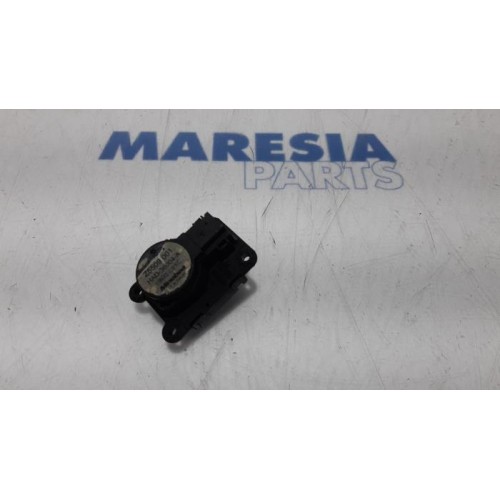 Citroen - DS5 - Heater valve motor