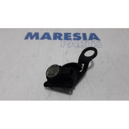 Citroen - DS5 - Heater valve motor
