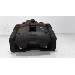 Renault - Clio - Front brake calliper, left
