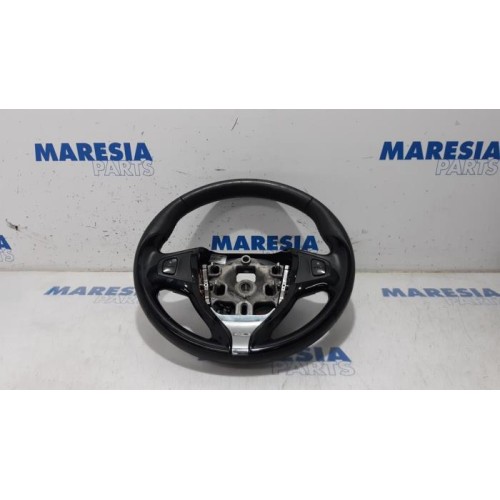 Renault - Clio - Steering wheel