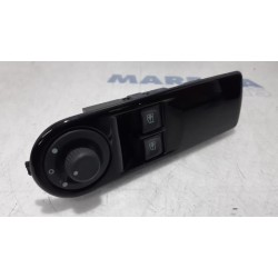 Renault - Clio - Multi-functional window switch
