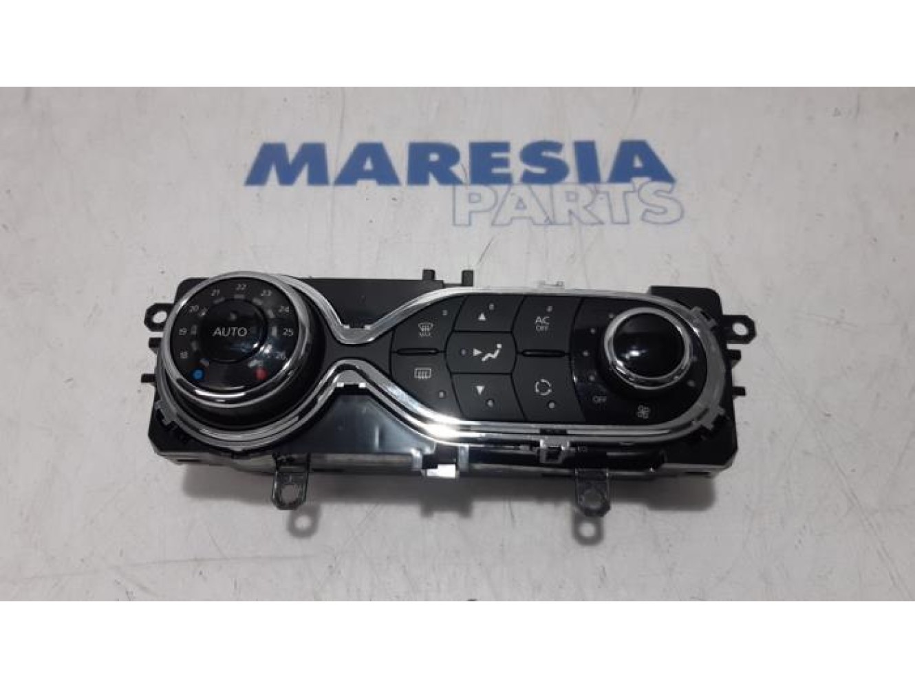 Renault - Clio - Heater control panel
