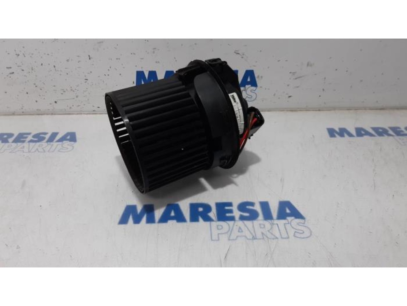Renault - Clio - Heating and ventilation fan motor