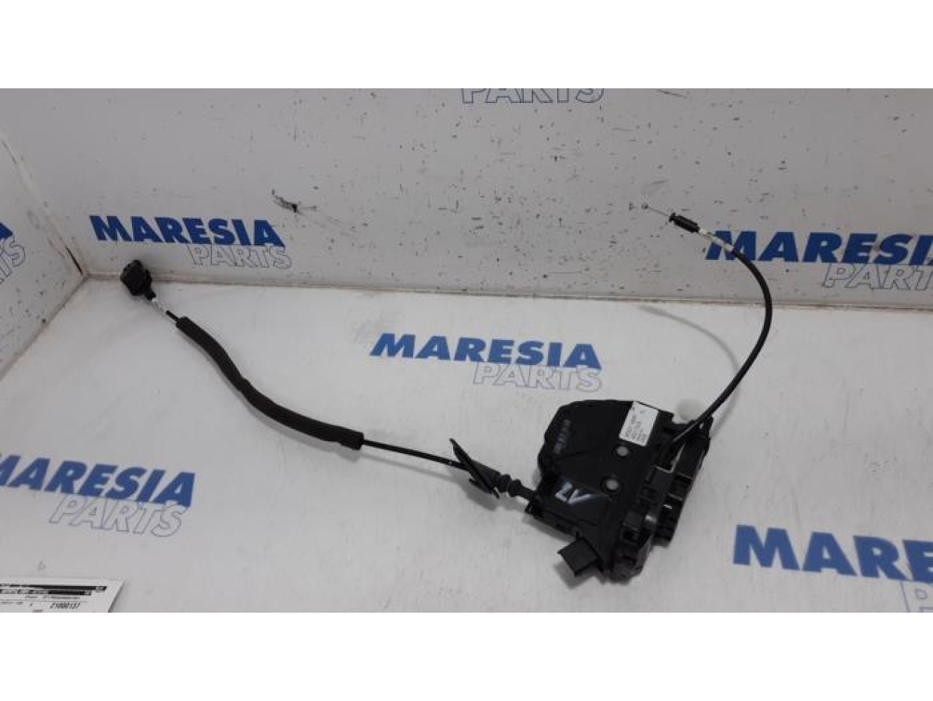Renault - Clio - Door lock mechanism 4-door, front left