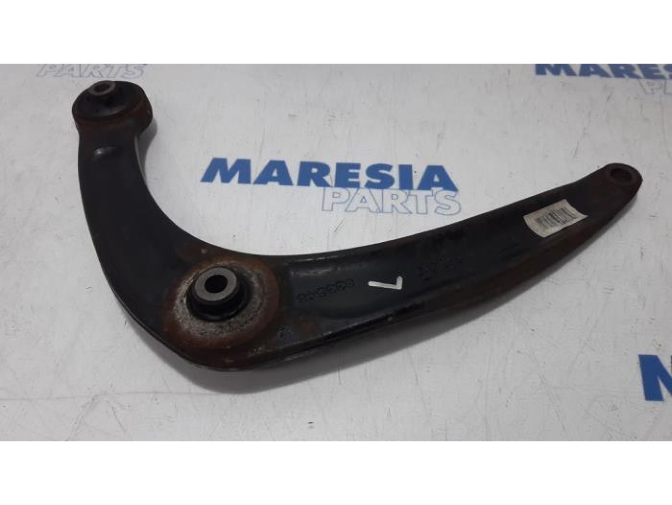 Peugeot - 308 - Front lower wishbone, left