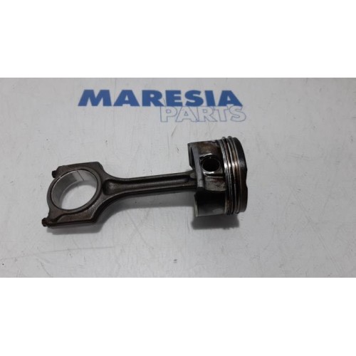 Peugeot - 3008 - Piston