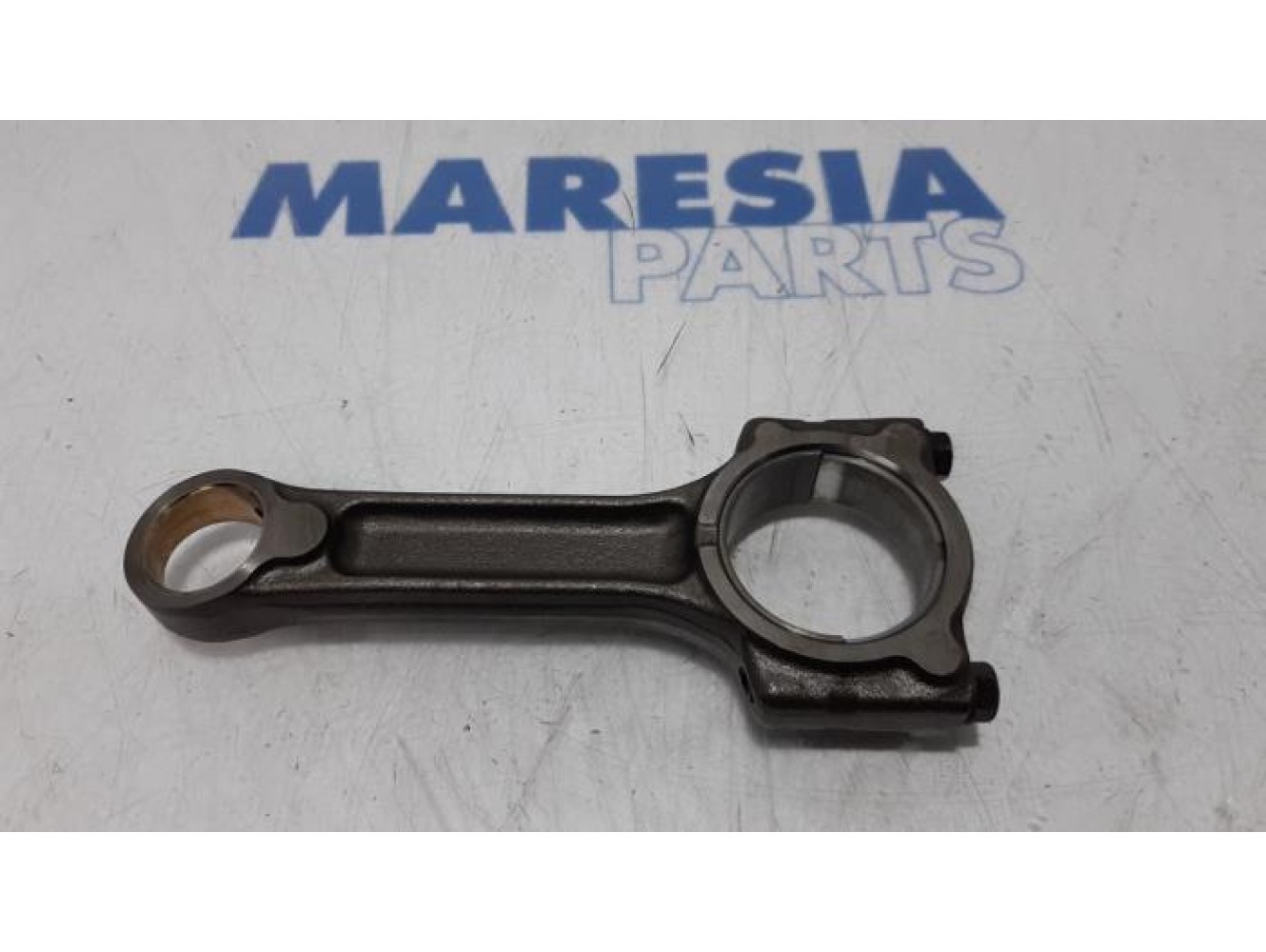 Renault - Clio - Connecting rod