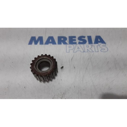 Renault - Clio - Crankshaft sprocket