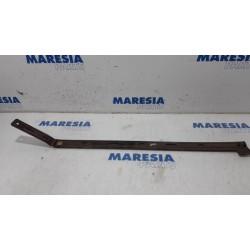 Fiat - Doblo - Sliding door rail, right