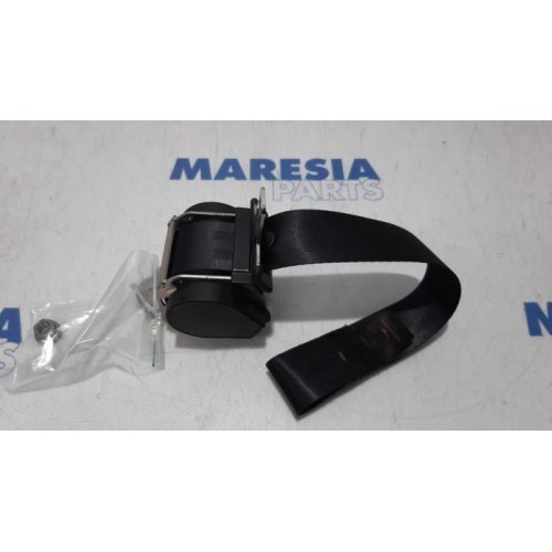 Peugeot - 308 - Rear seatbelt, right