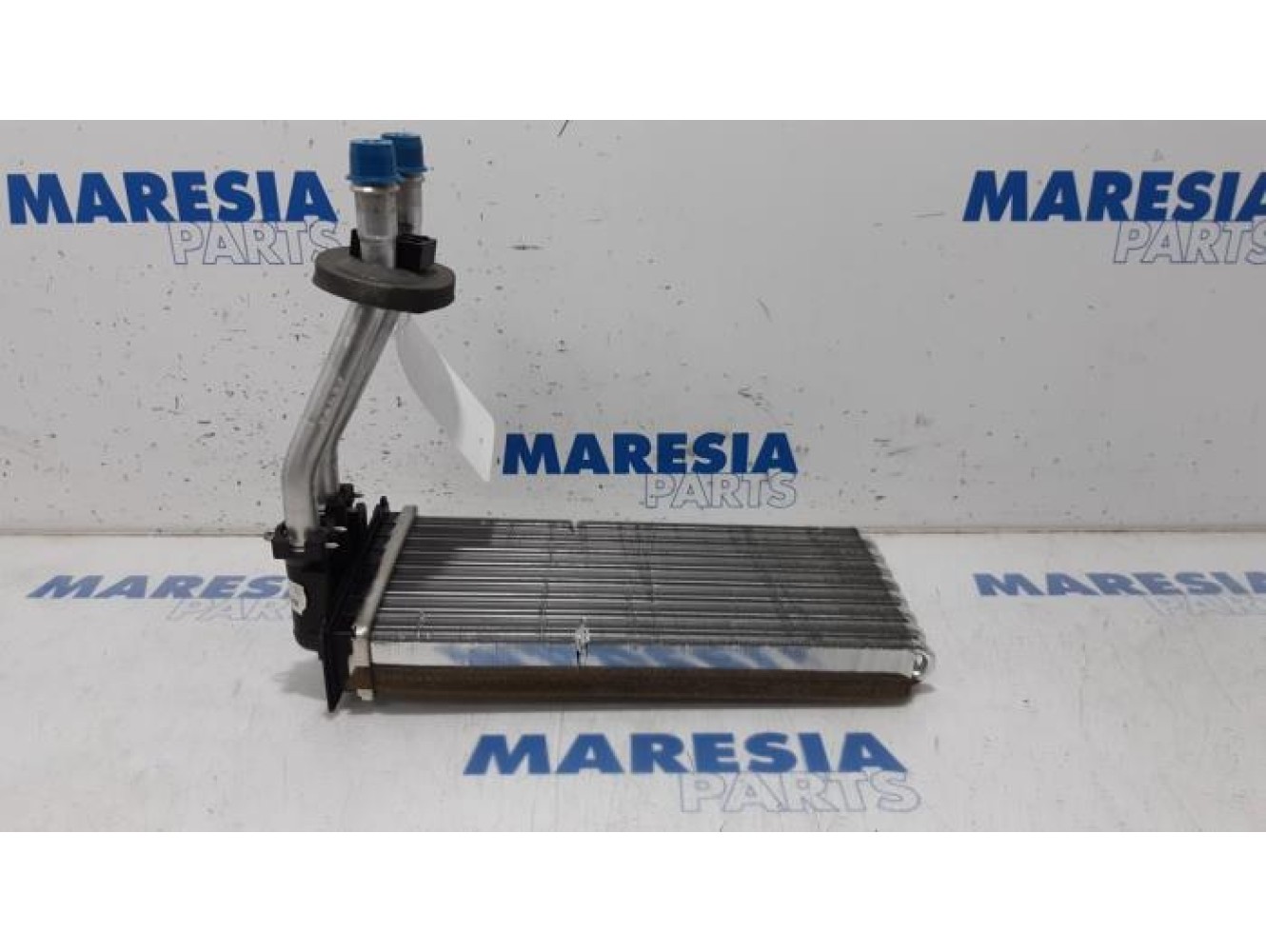 Citroen - DS5 - Heating radiator