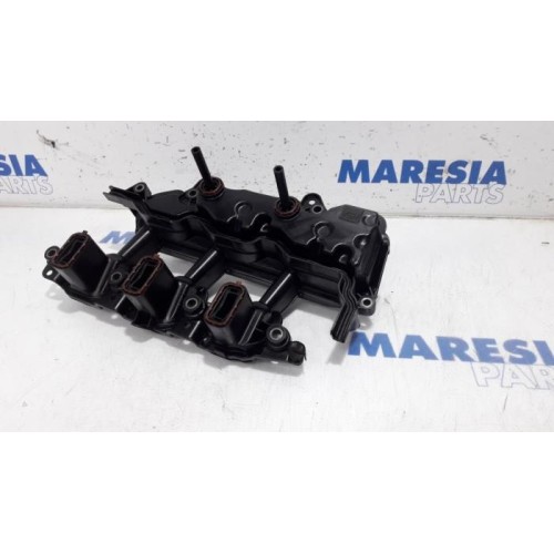 Renault - Master - Intake manifold