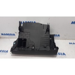 Renault - Trafic - Glovebox