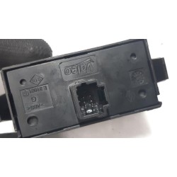 Renault - Trafic - Panic lighting switch
