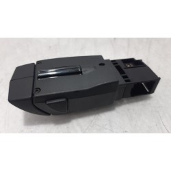 Renault - Trafic - Radio control panel