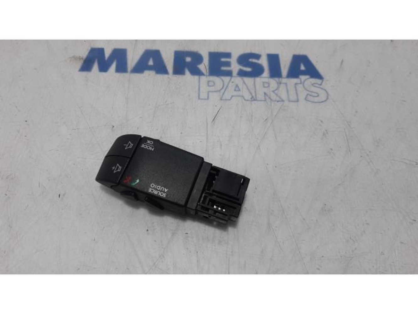 Renault - Trafic - Radio control panel