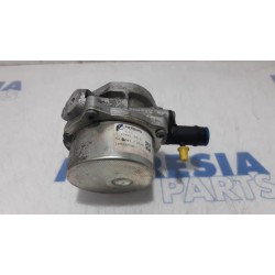 Renault - Clio - Vacuum pump (diesel)