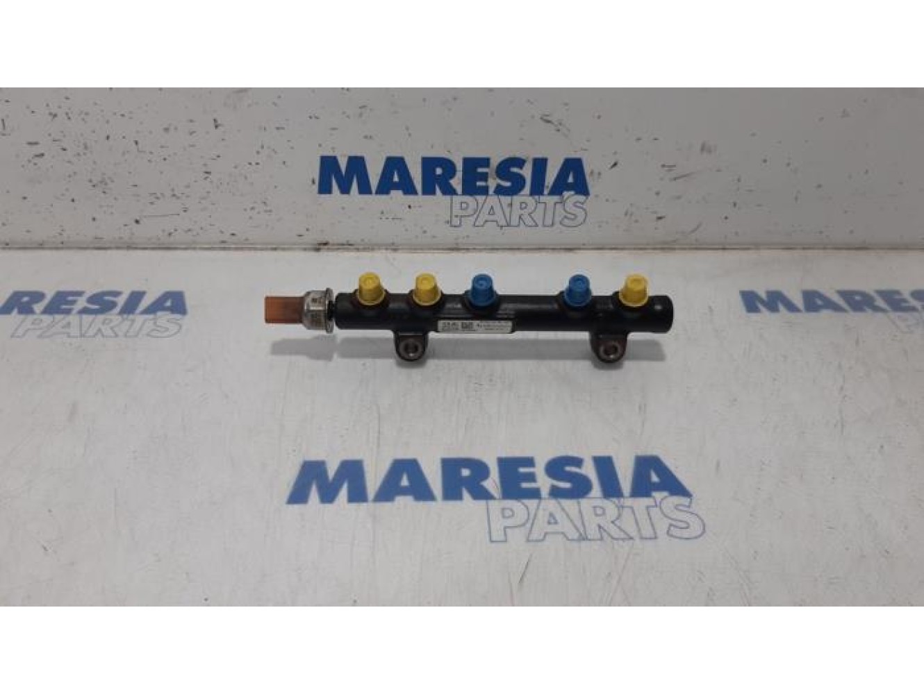Citroen - C4 Picasso - Fuel injector nozzle