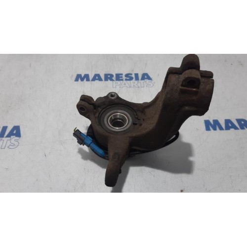 Peugeot - 207 - Knuckle, front right