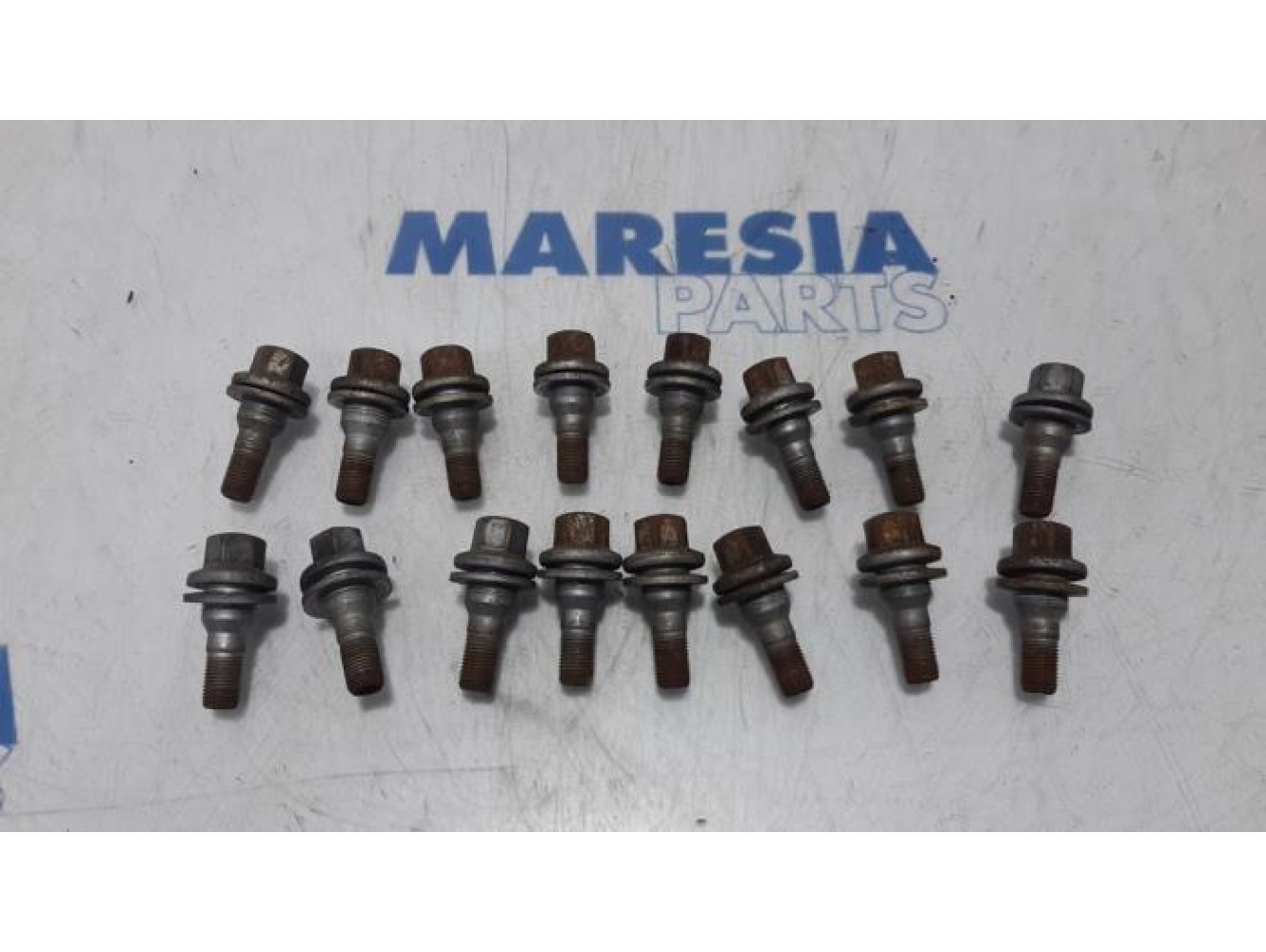 Peugeot - 207 - Set of bolts
