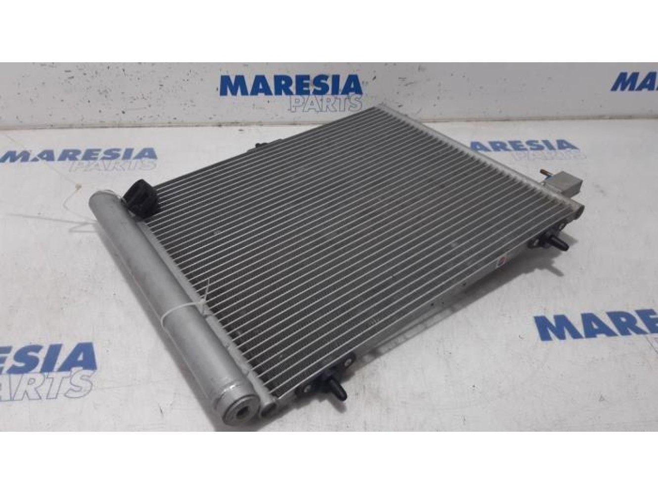 Peugeot - 207 - Air conditioning radiator