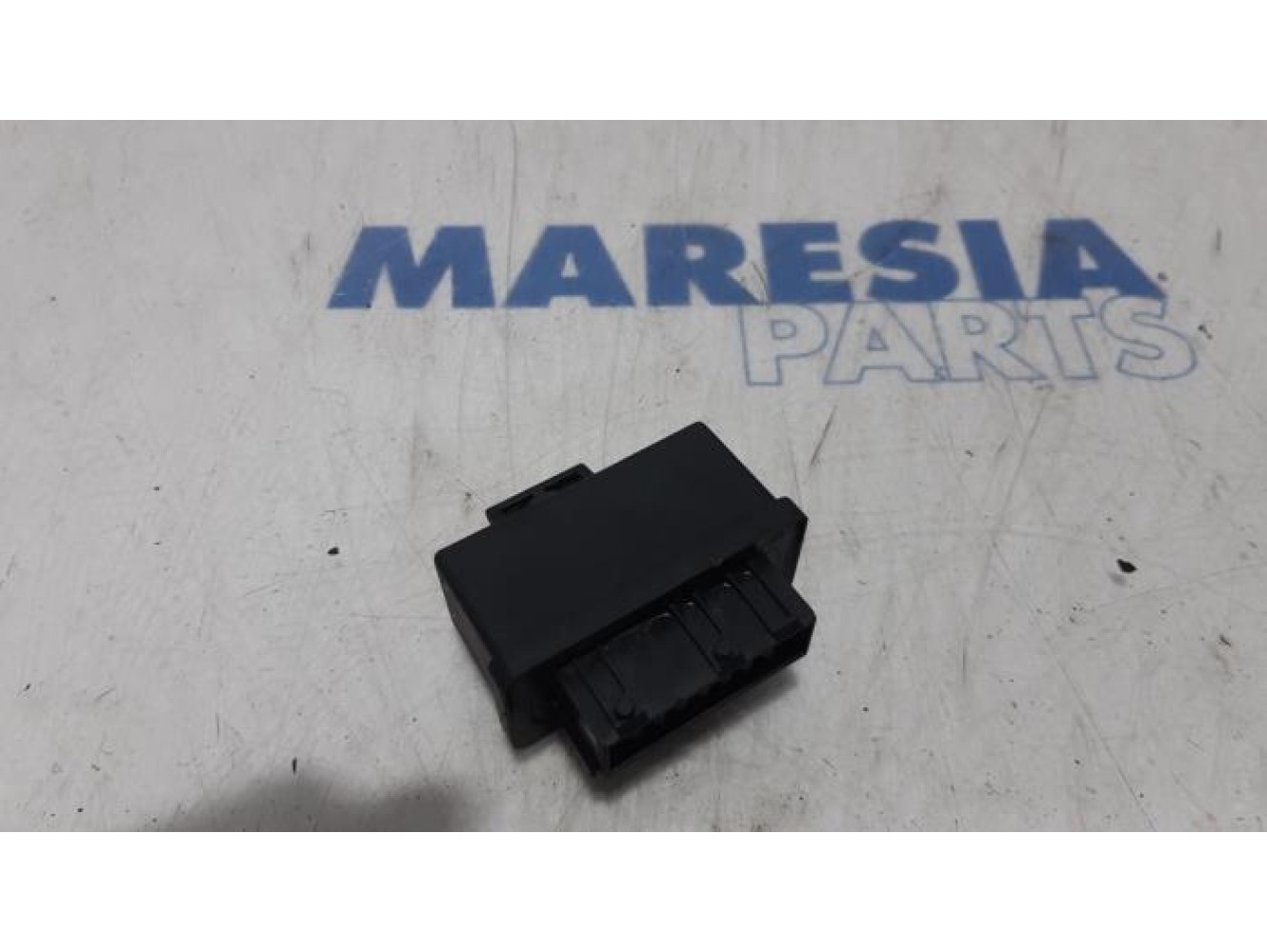 Peugeot - 207 - Relay